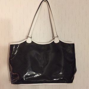 Maxx New York 3 Section Bag